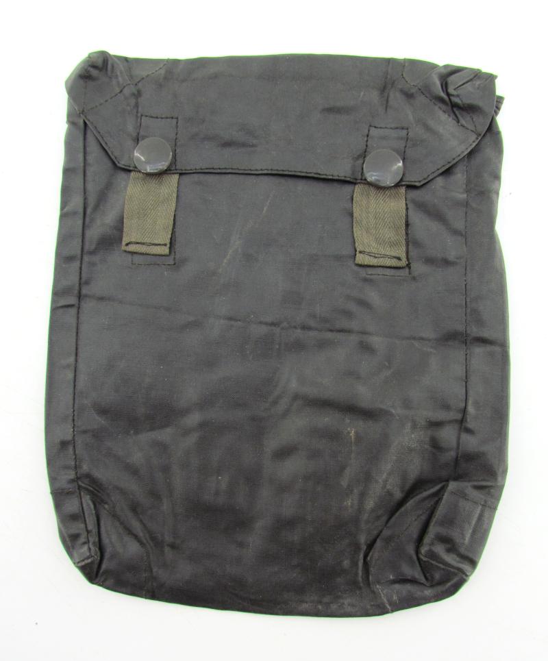 WH/SS Rubberized Gasplane ( Gascape ) Pouch ( 1941 )