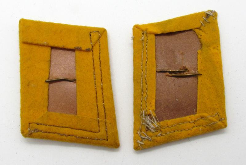 Luftwaffe EM ( enlisted-mens ) Soldat der Flieger' or 'Fallschirmjäger' collar tabs