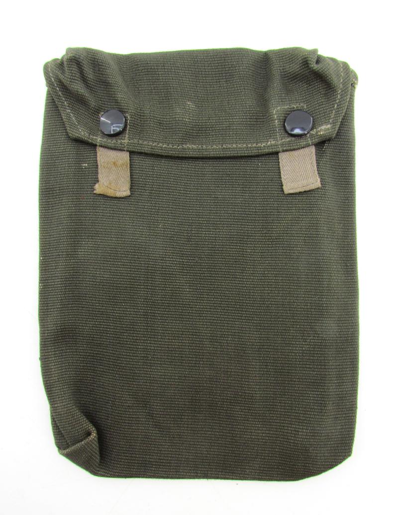 Wehrmacht Gasplane ( Gascape ) Pouch