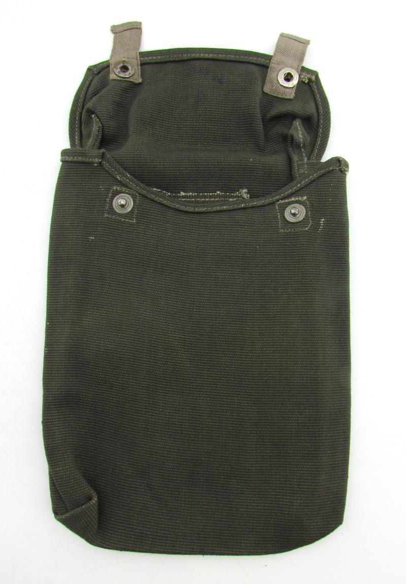Wehrmacht Gasplane ( Gascape ) Pouch