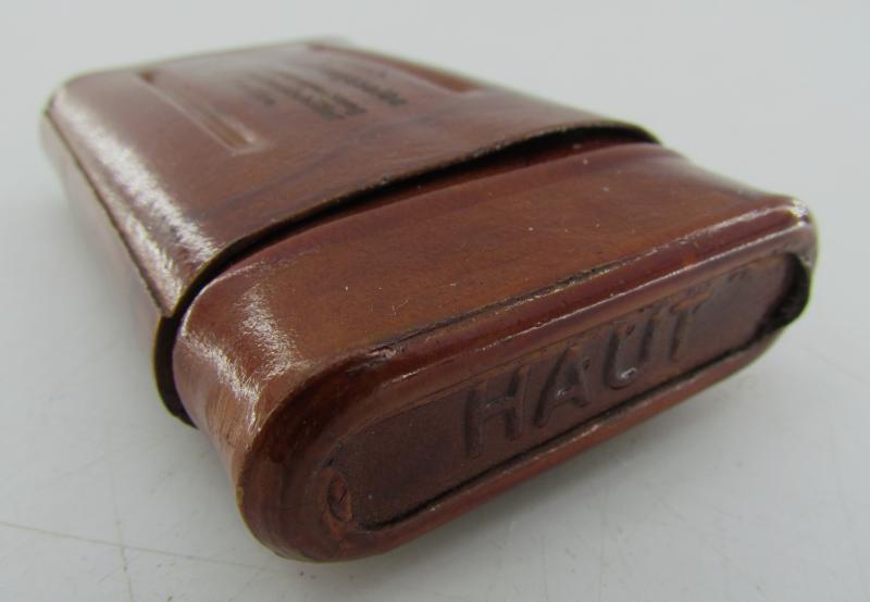 Wehrmacht anti-gas skin detoxification ointment (Hautentgiftungssalble) flask in container