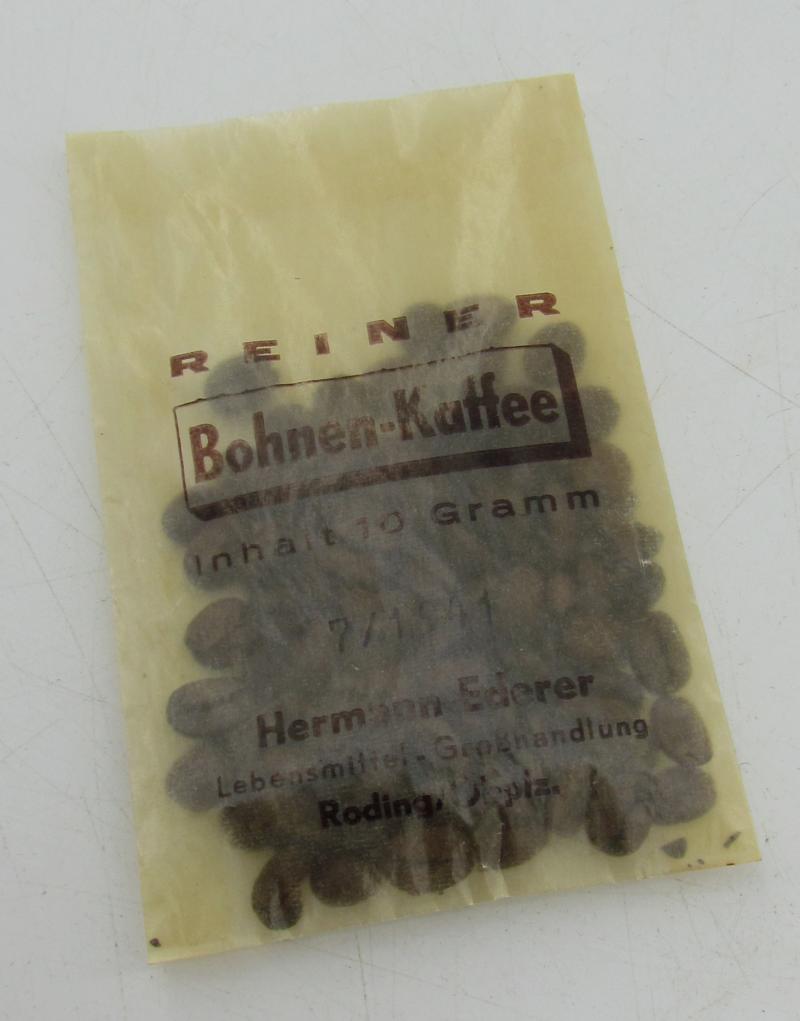 German small bag with coffee beans (1941)
