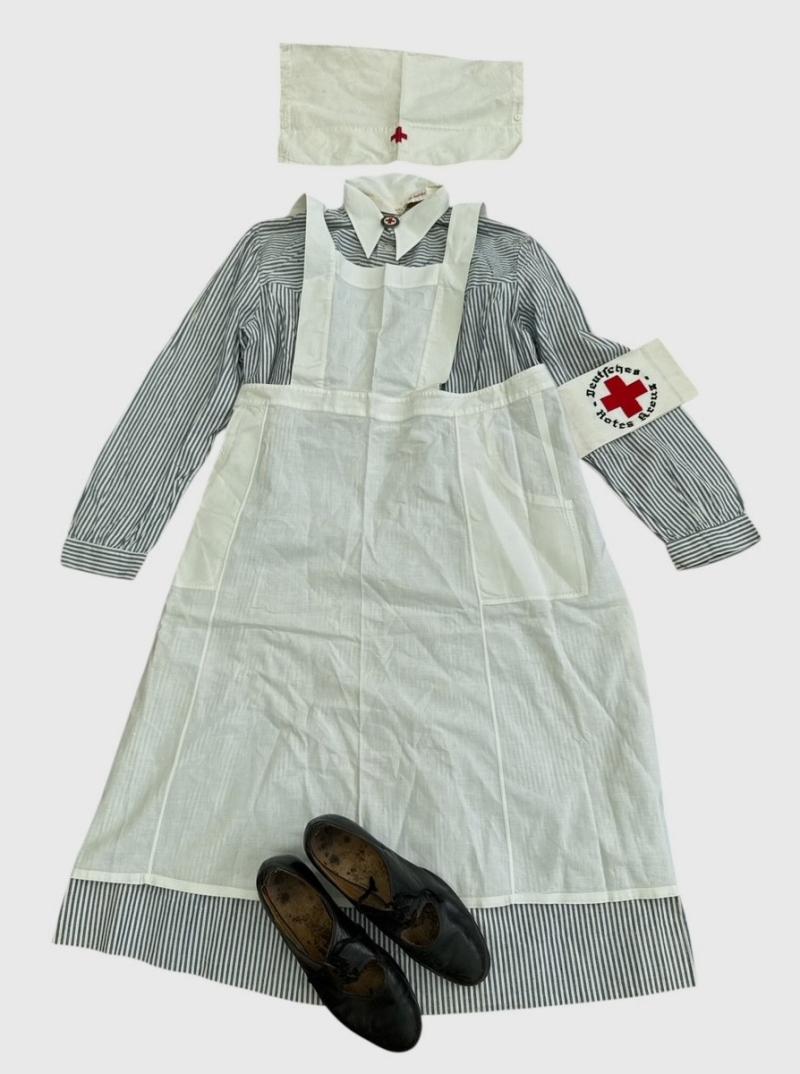 DRK 'Helferin' Uniform Complete with Shoes