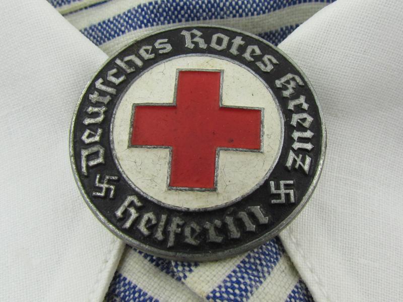 DRK 'Helferin' Uniform Complete with Shoes