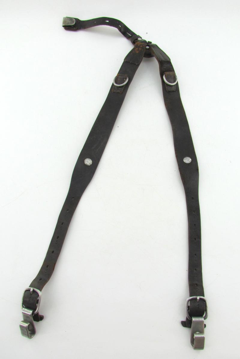 Wehrmacht leather Y-straps ‘Koppeltragegestell’