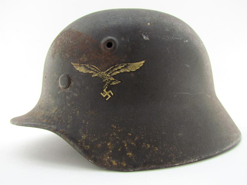 Luftwaffe Q62 M40 SD Helm ( untouched attic find )