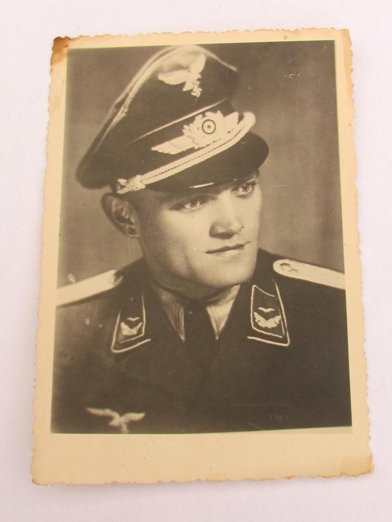 Portrait Photo ( Postcard ) of a Luftwaffe Flak Member