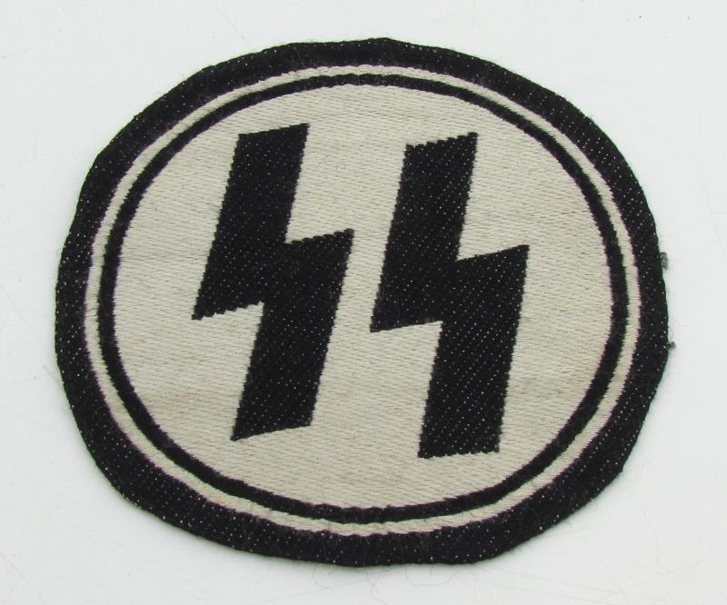 Waffen-SS Sport Shirt Insignia