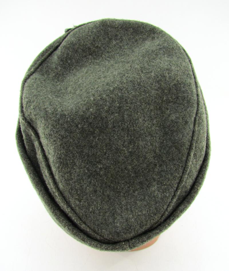 Late war Italian made double button Heer M43 field cap