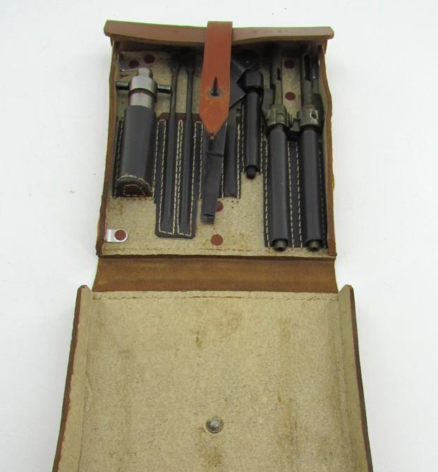 Luftwaffe MG15 gunner's tool pouch 'fzs 41'  ( Complete )