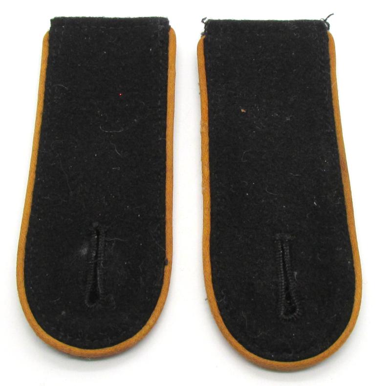 Waffen SS Reconnaissance (Aufklärung) EM/NCO Shoulder Boards